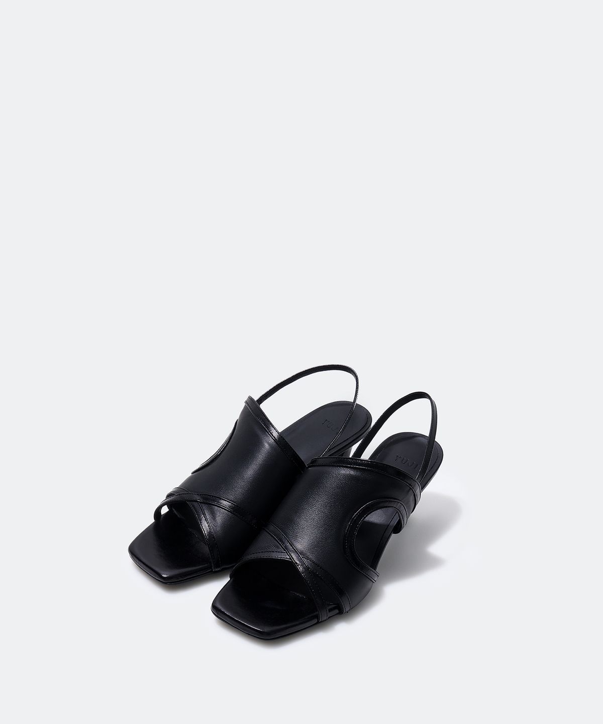 유지(YUJI) ORBE SLINGBACK BLACK