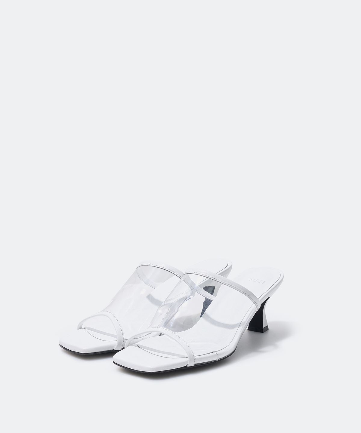유지(YUJI) CLEAR MULE WHITE