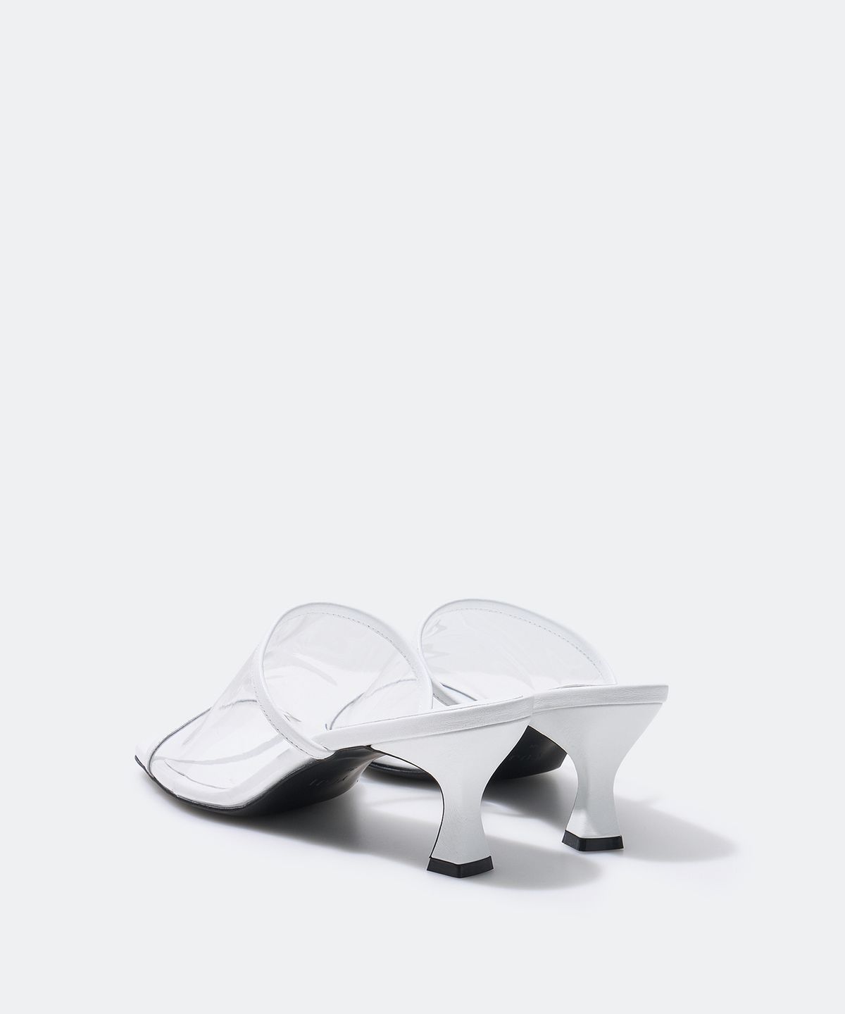 유지(YUJI) CLEAR MULE WHITE