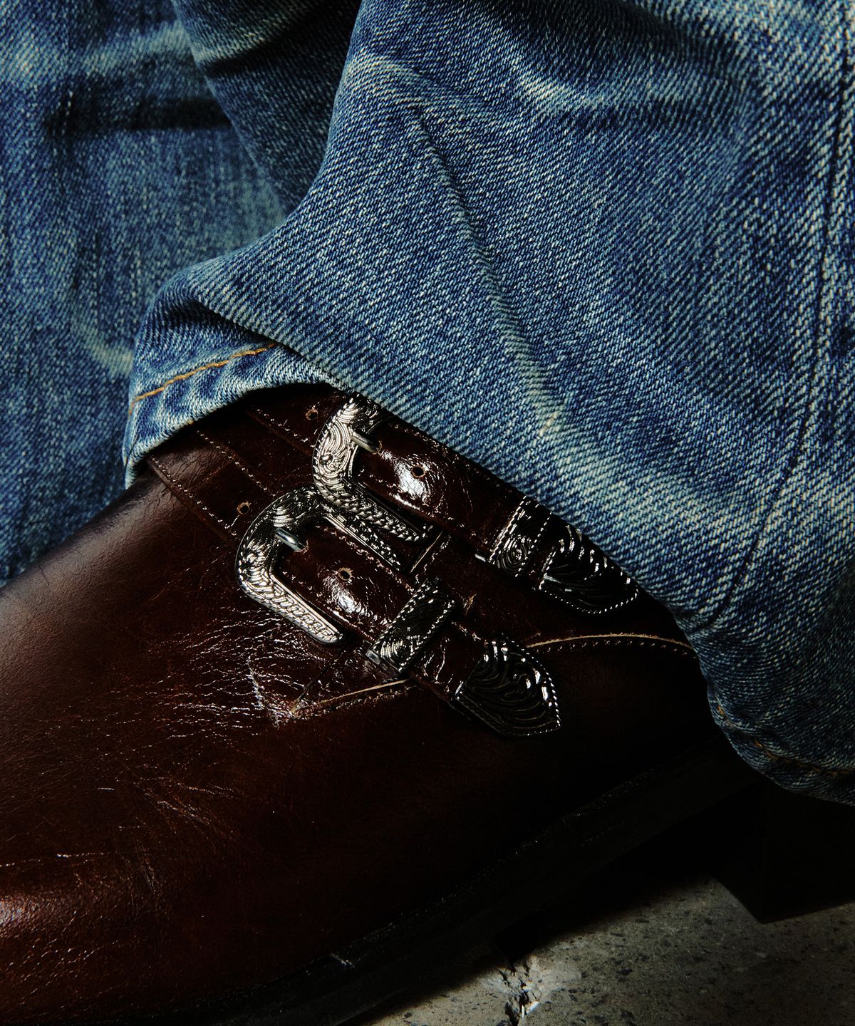 유지(YUJI) 90’s WESTERN SHOES BROWN