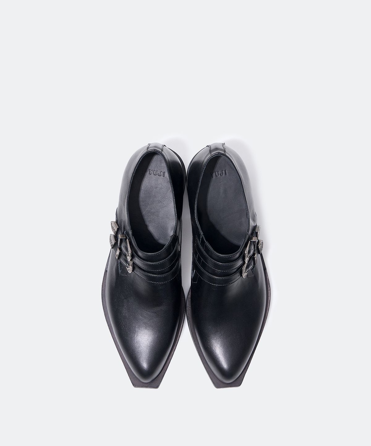 유지(YUJI) 90’s WESTERN SHOES BLACK