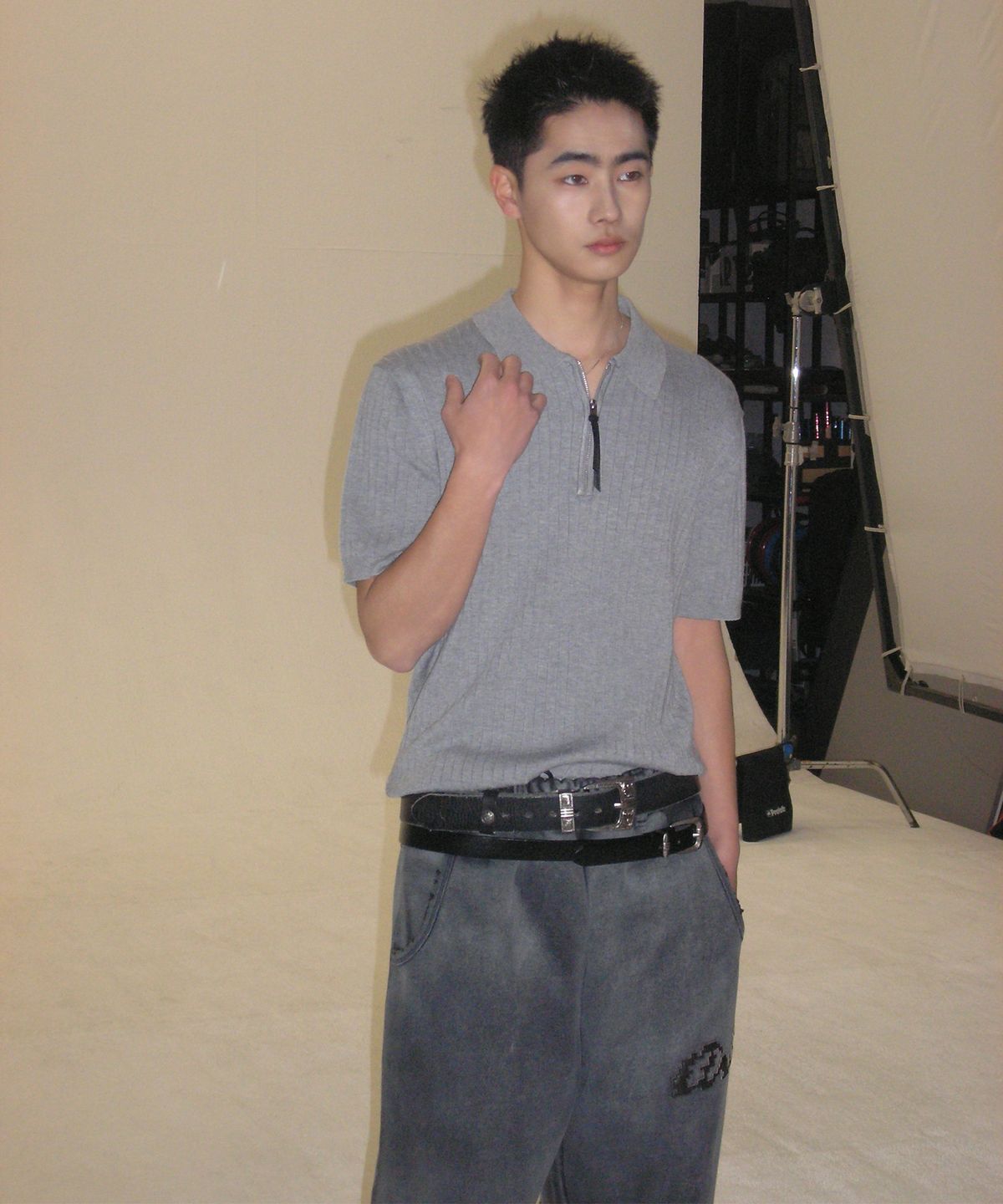 엔드릭스(EDLIX) Space Gradient Fade Sweat pants (Black)