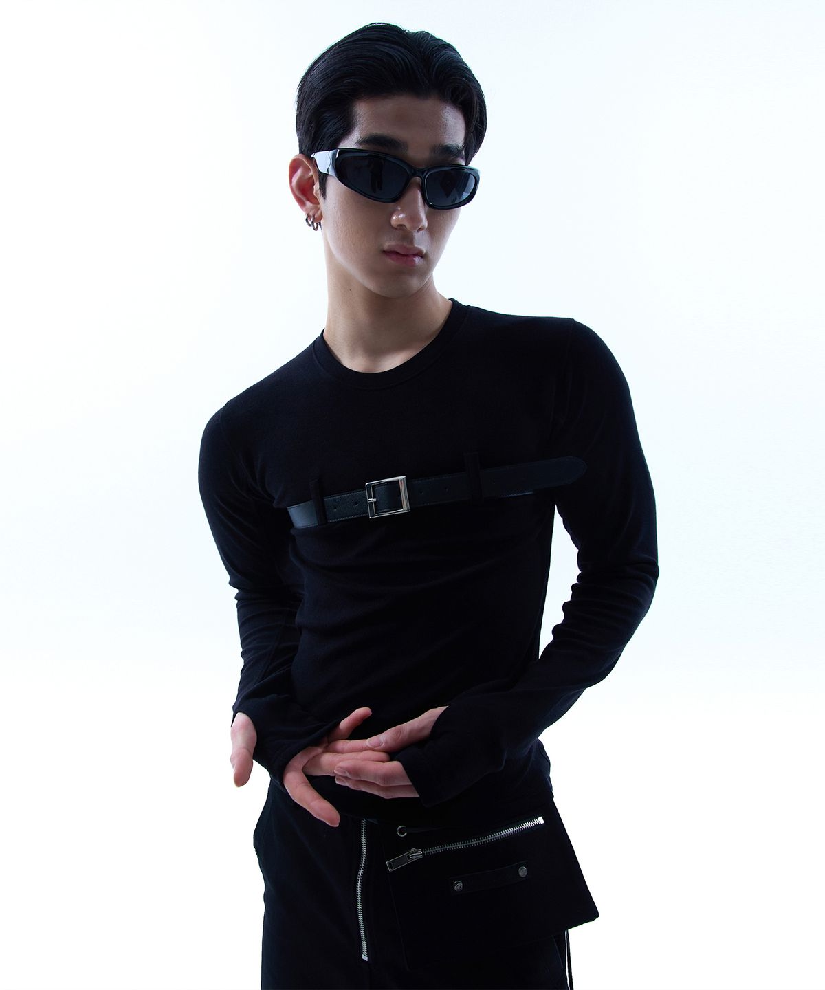 모어댄블랙(MORE THAN BLACK) BELT LONG SLEEVE