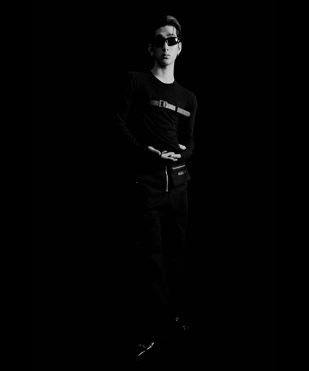 모어댄블랙(MORE THAN BLACK) BELT LONG SLEEVE