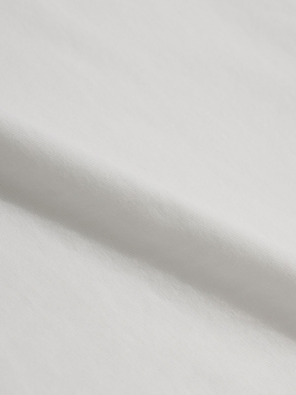 올젠(OLZEN) 여성 데님 패치아트워크 라운드 반팔티_ZLG2TR2303WTA
