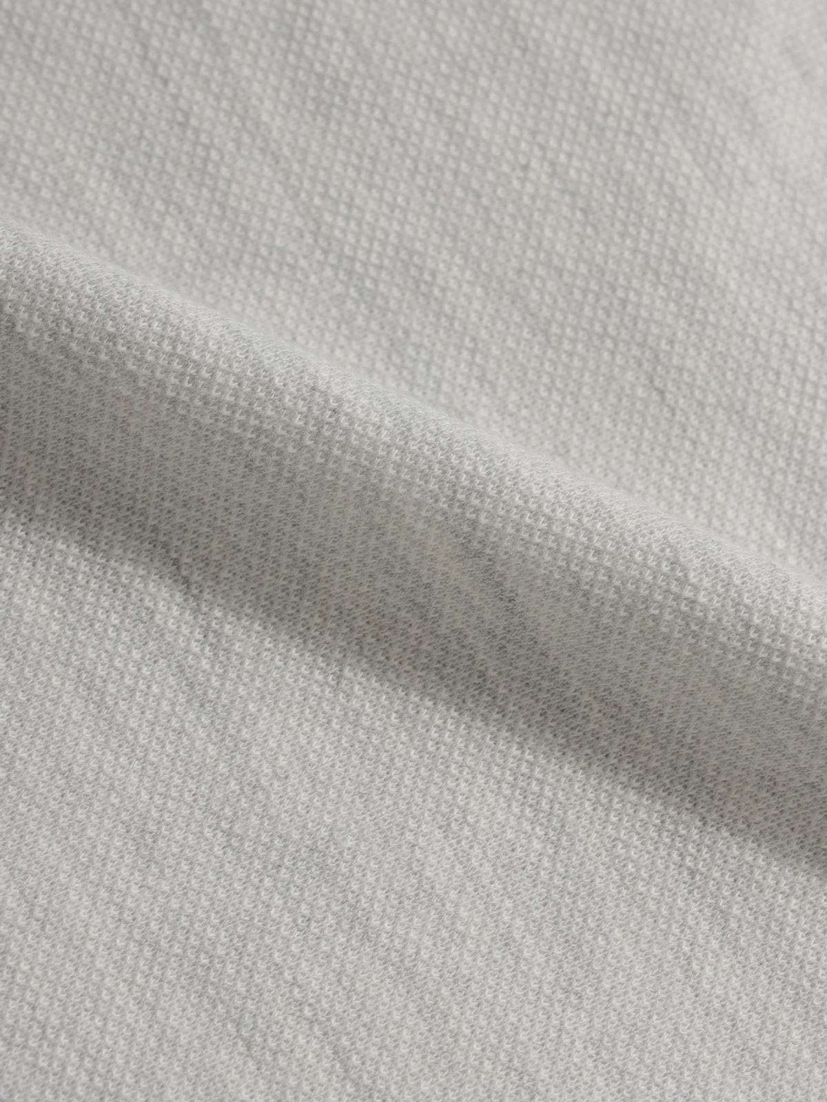 올젠(OLZEN) 여성 슬럽 카라 반팔티_ZLG2TT2306MGR