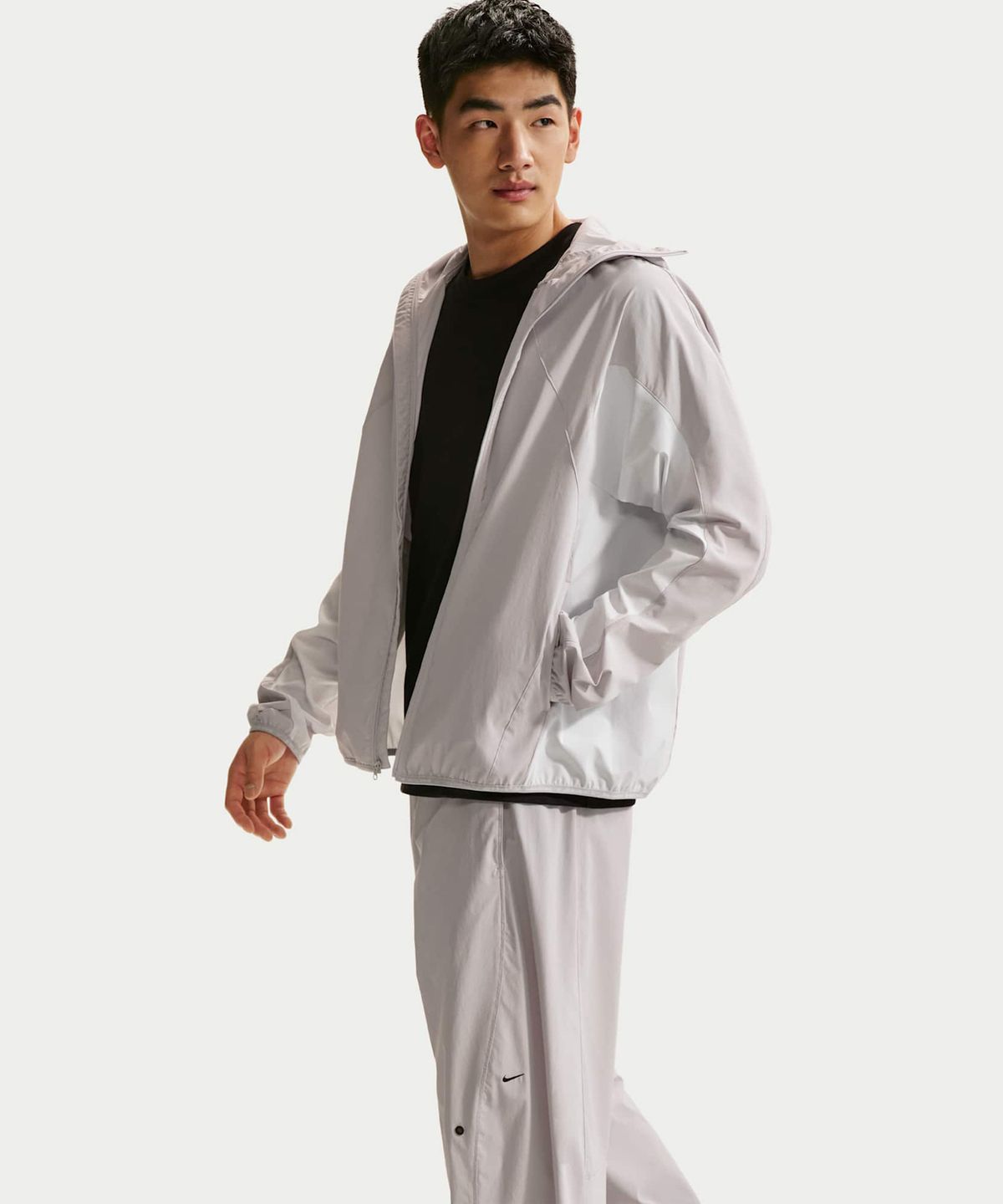 나이키(NIKE) 테크 헬리오스 드라이 핏 긴소매 셸 M - 그레이 포그:오프 화이트:블랙 / IF0904-097