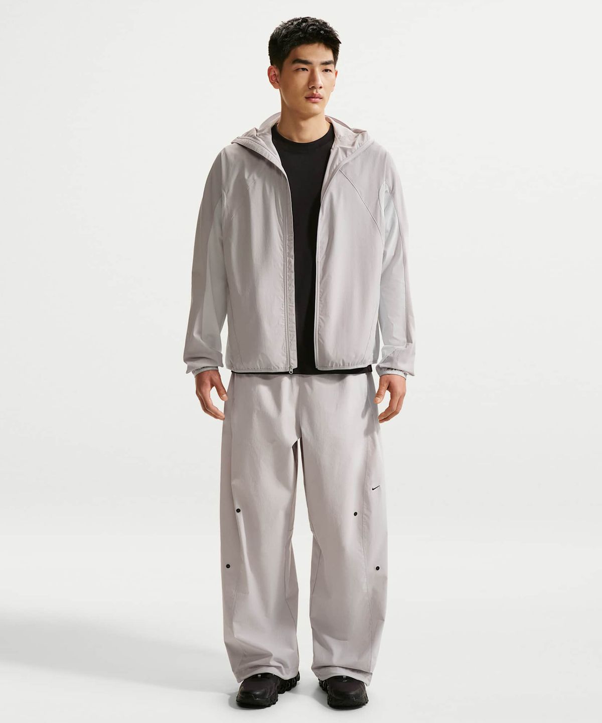 나이키(NIKE) 테크 헬리오스 드라이 핏 긴소매 셸 M - 그레이 포그:오프 화이트:블랙 / IF0904-097