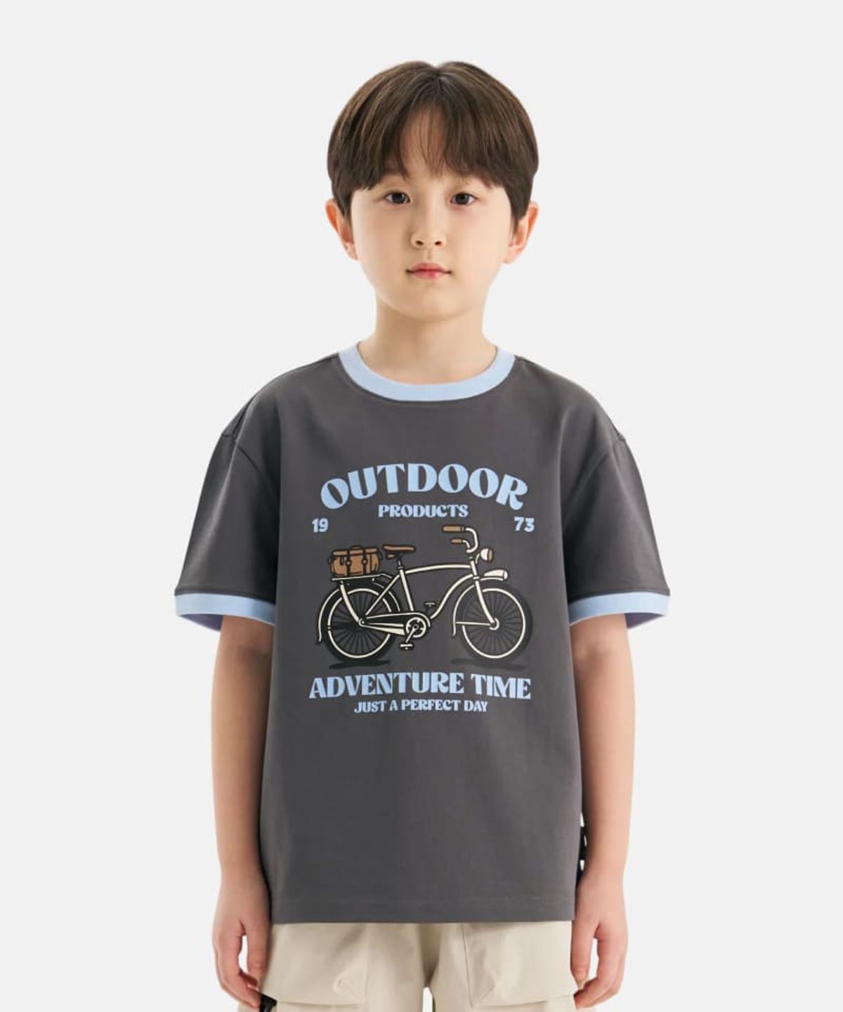 아웃도어 프로덕츠 키즈(OUTDOOR PRODUCTS KIDS) 링거 그래픽 반팔 티셔츠 (차콜) OD262ISS11_CHC