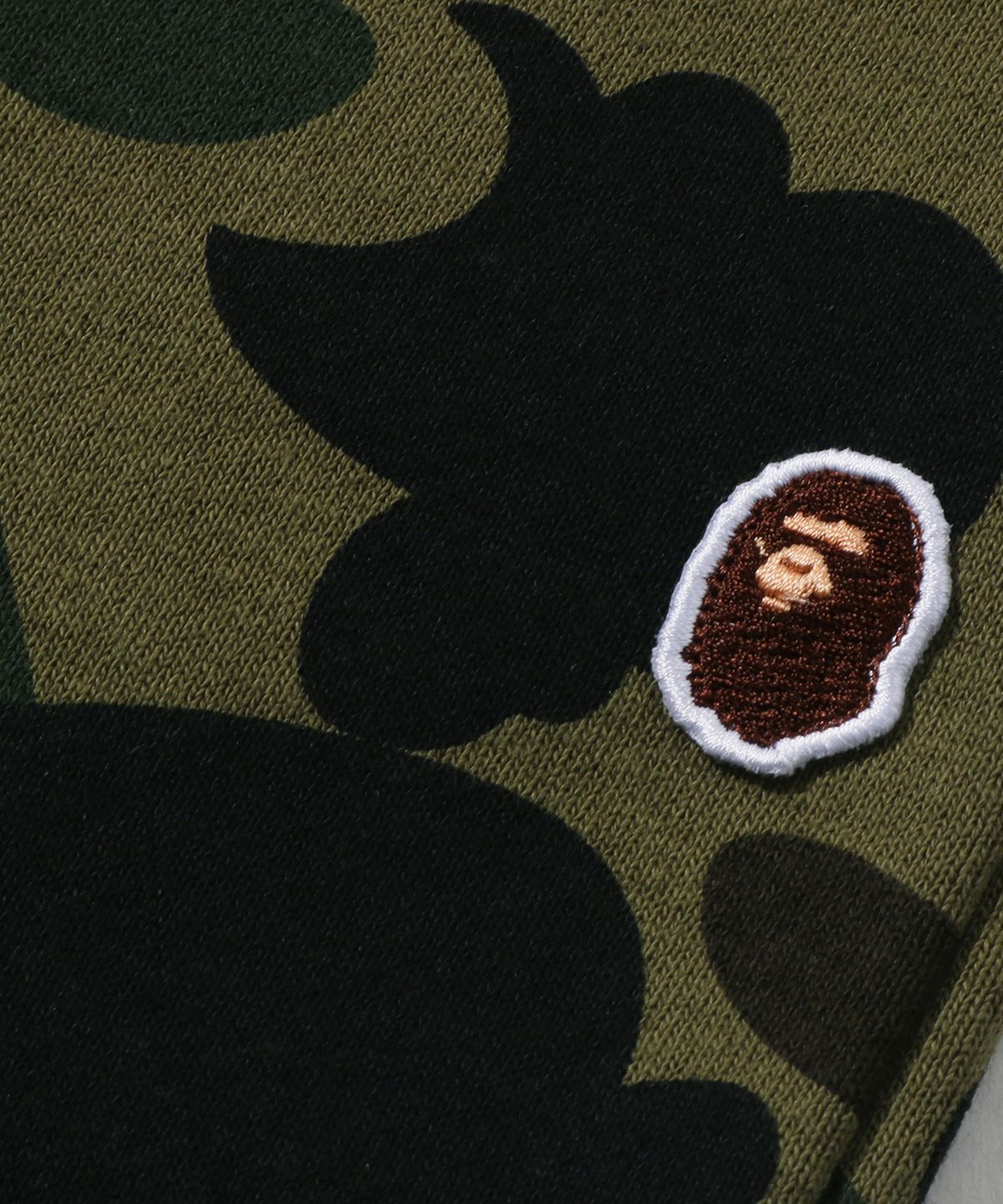 베이프 키즈(BAPE KIDS) 퍼스트 카모 원 포인트 스웨트 팬츠(KIDS) GREEN