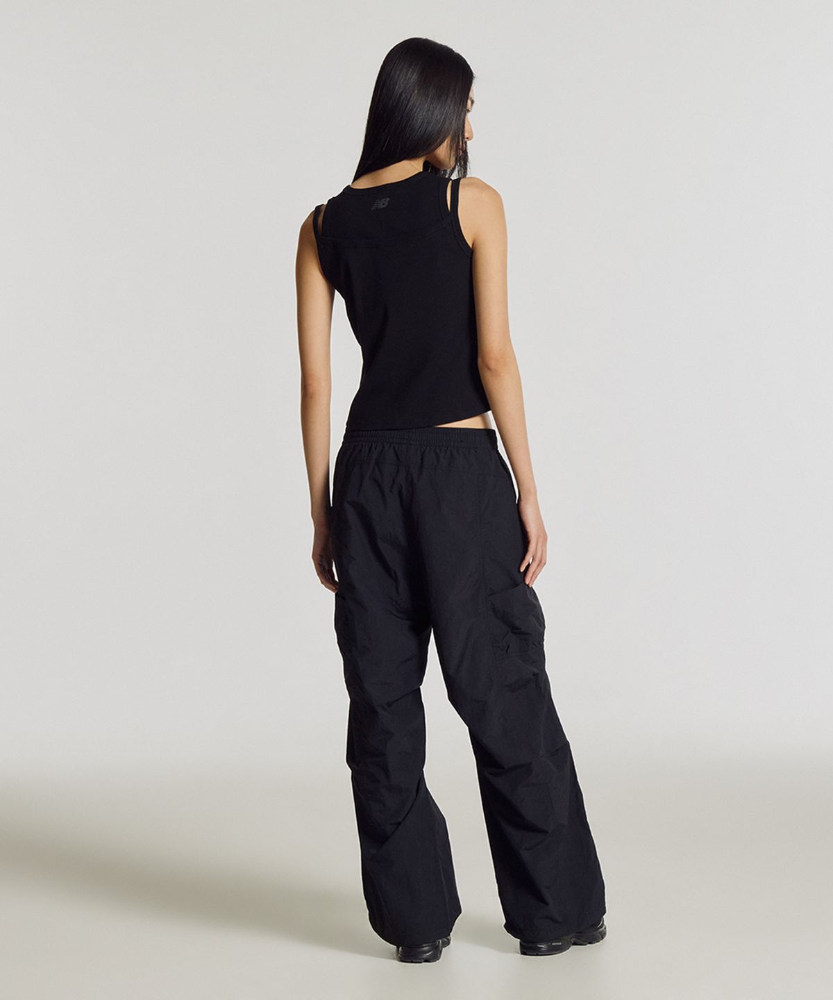 뉴발란스(NEW BALANCE) NBNGG3W632 / WOMEN 골지 레이어드 나시티 (BLACK)