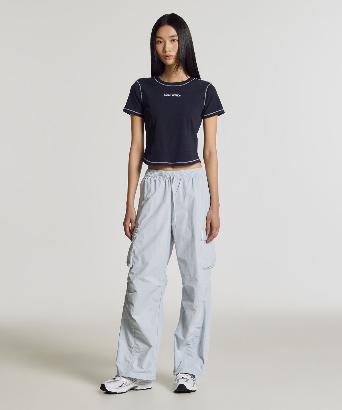 뉴발란스(NEW BALANCE) NBNEG3W652 / WOMEN 에센셜 골지 반팔티 (NAVY)