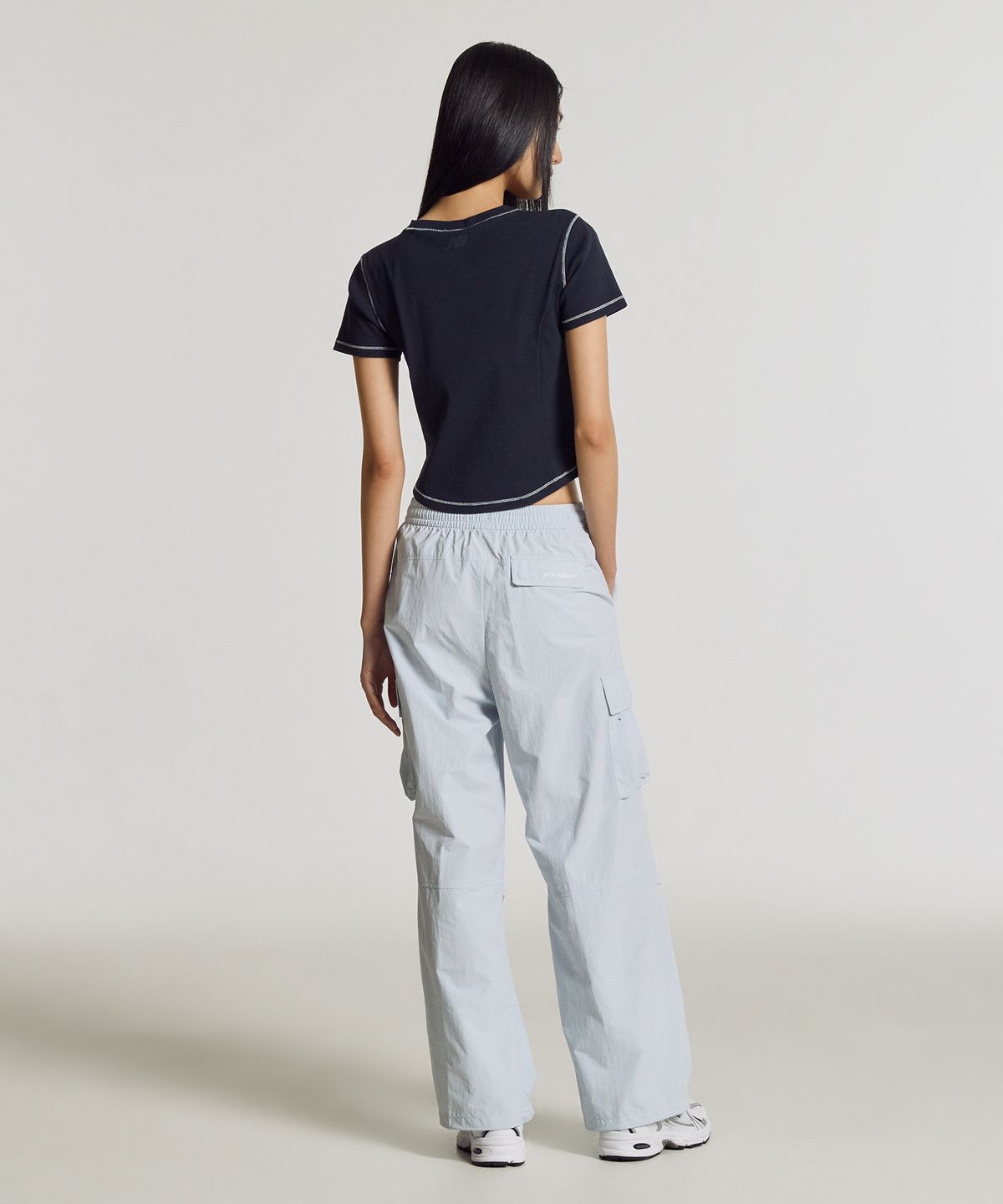 뉴발란스(NEW BALANCE) NBNEG3W652 / WOMEN 에센셜 골지 반팔티 (NAVY)