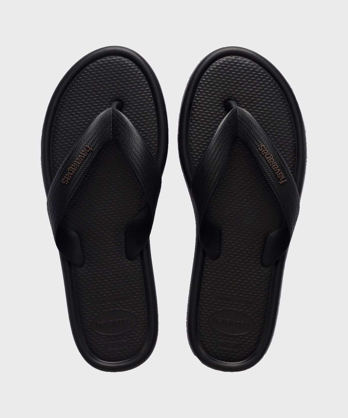 하바이아나스(HAVAIANAS) 퍼프드 업 플립플랍 Black