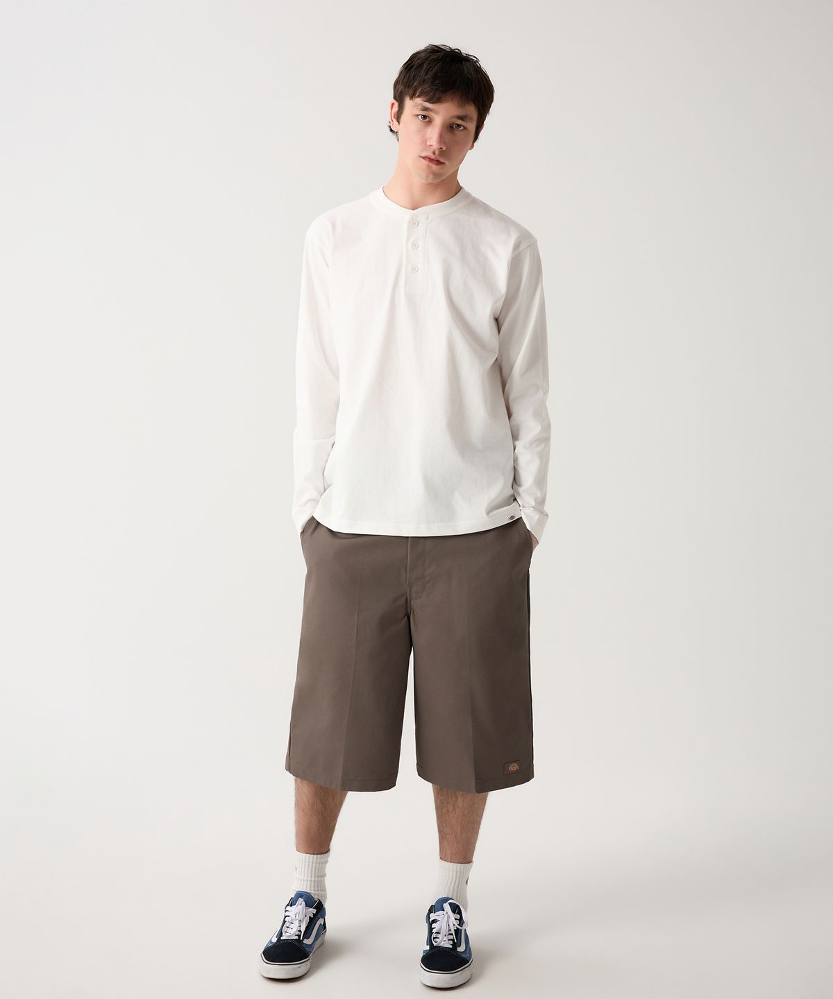 디키즈(DICKIES) 42283 루즈핏 워크쇼츠 Khaki Brown