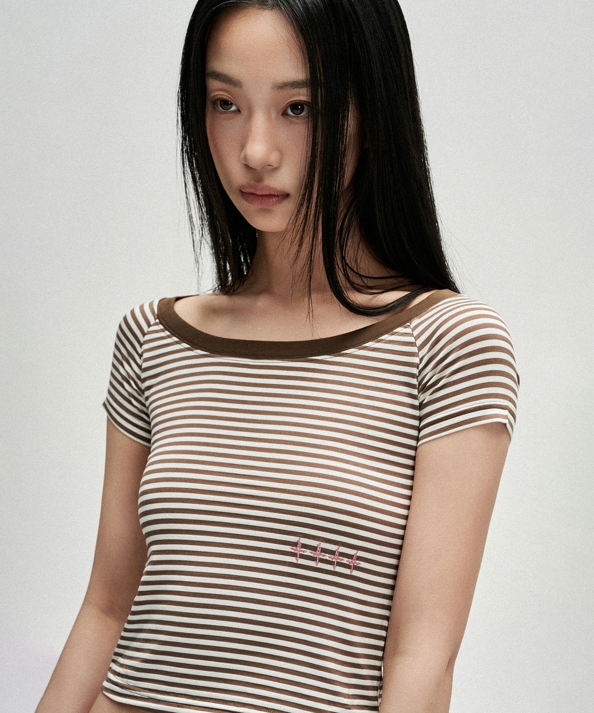 낫포너드(NOT4NERD) W Open Shoulder Stripe T-Shirts - Brown