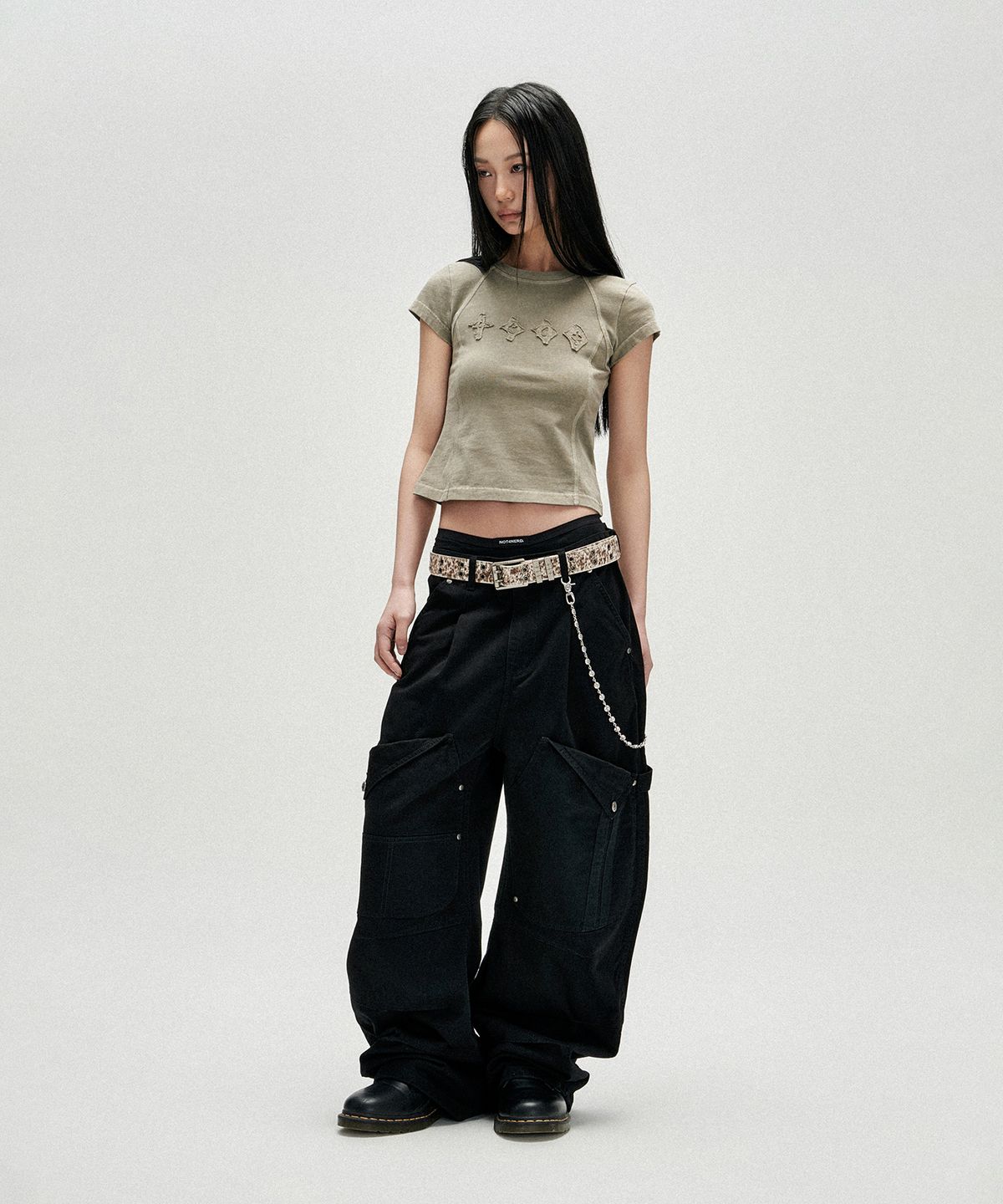 낫포너드(NOT4NERD) W Symbol Sequence Incision Pigment T-Shirts - Beige