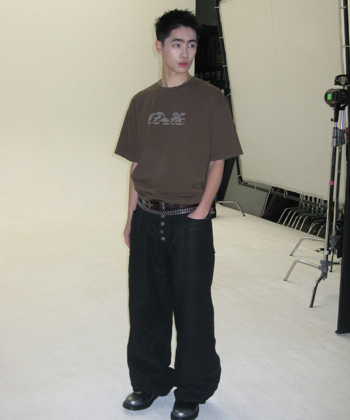 엔드릭스(EDLIX) Press Crease Coated Denim Pants (Black)