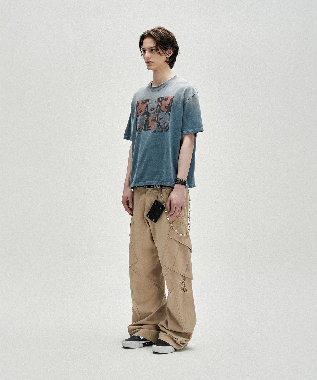 낫포너드(NOT4NERD) Divided Portrait Bleach Washed Loose Cropped T-Shirts - Navy