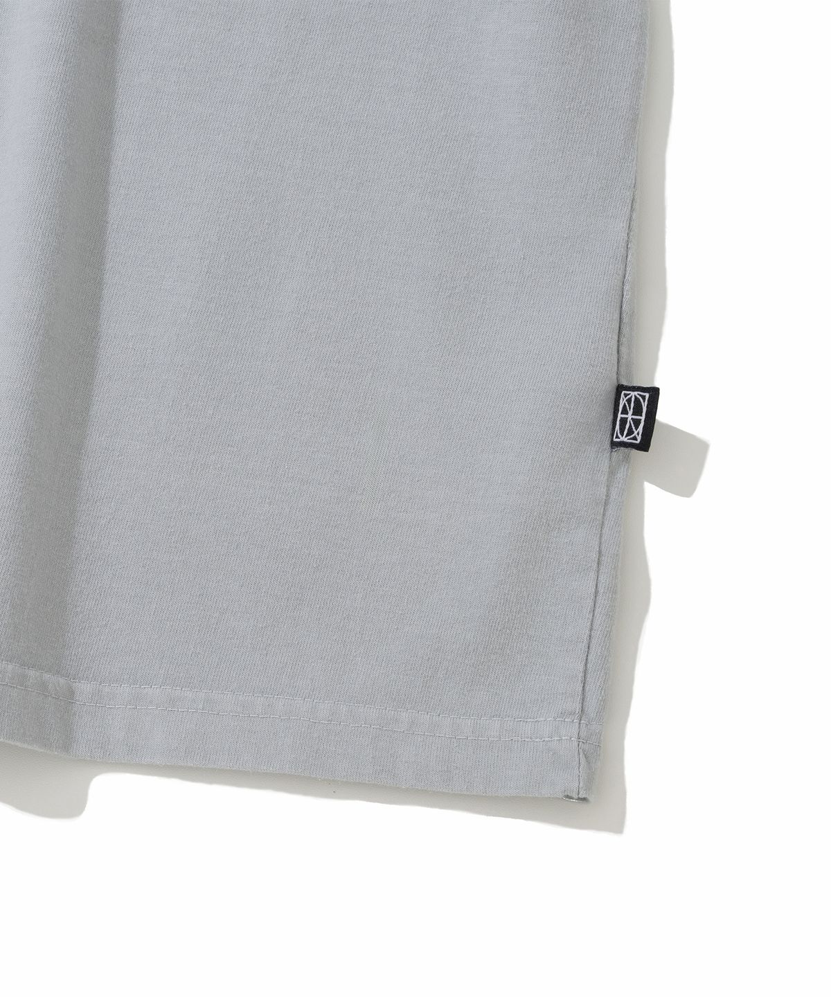 낫포너드(NOT4NERD) Divided Portrait Bleach Washed Loose Cropped T-Shirts - Light Grey
