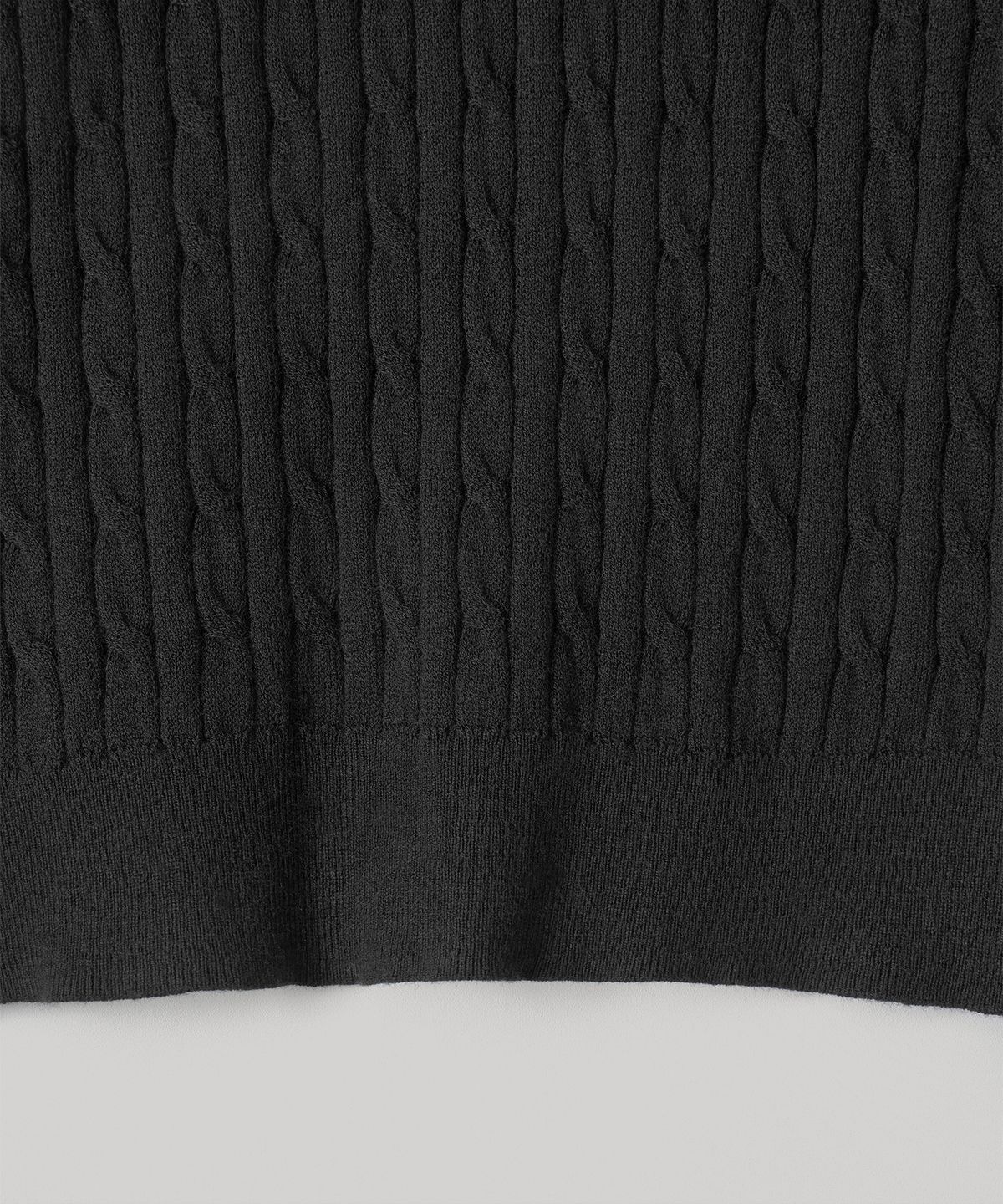 어나더오피스 우먼(ANOTHER OFFICE WOMEN) W. Henley Neck Cable Knit (Black)