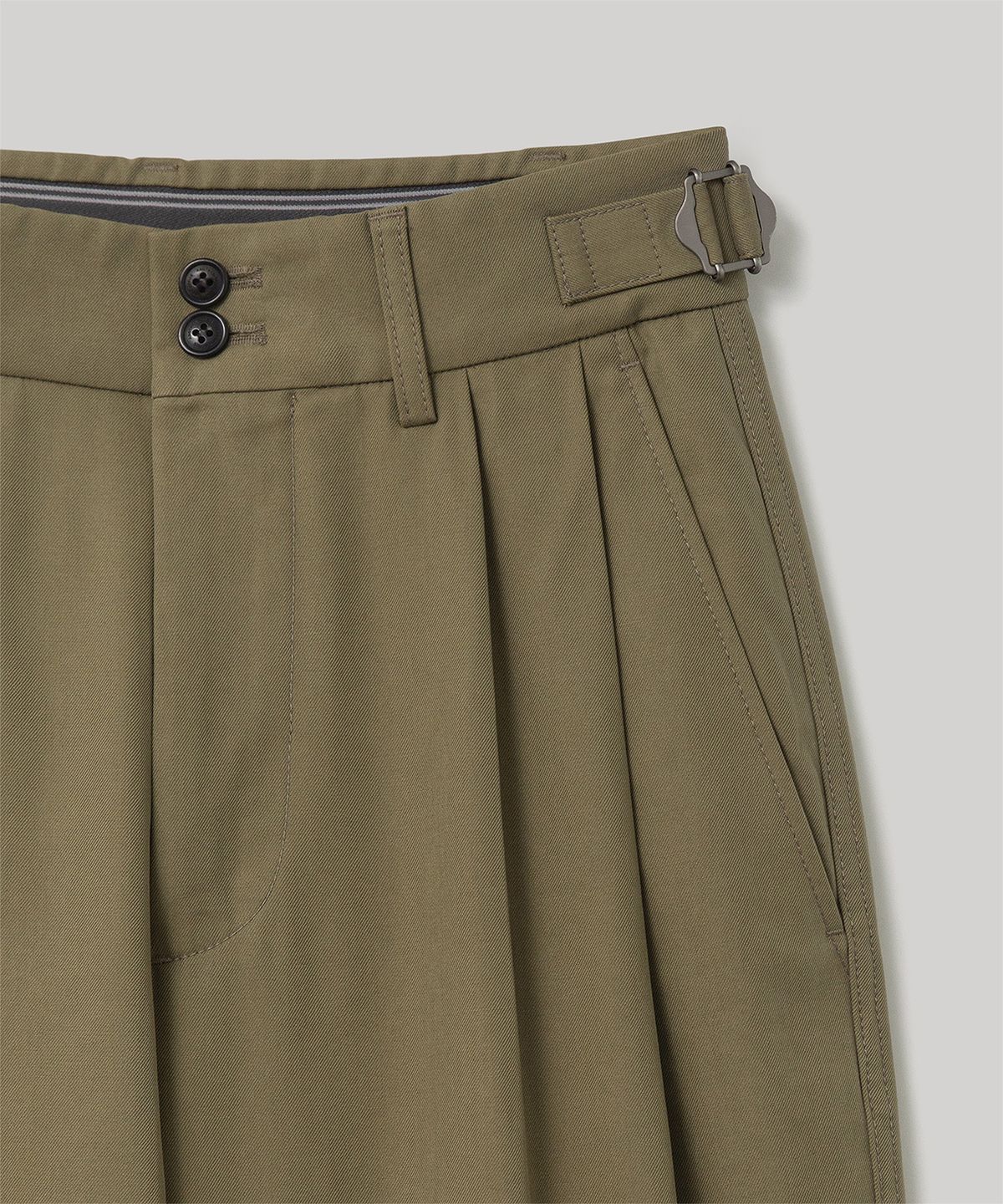 어나더오피스 우먼(ANOTHER OFFICE WOMEN) W. Santiago Chino Pants Flexible (Deep Khaki)