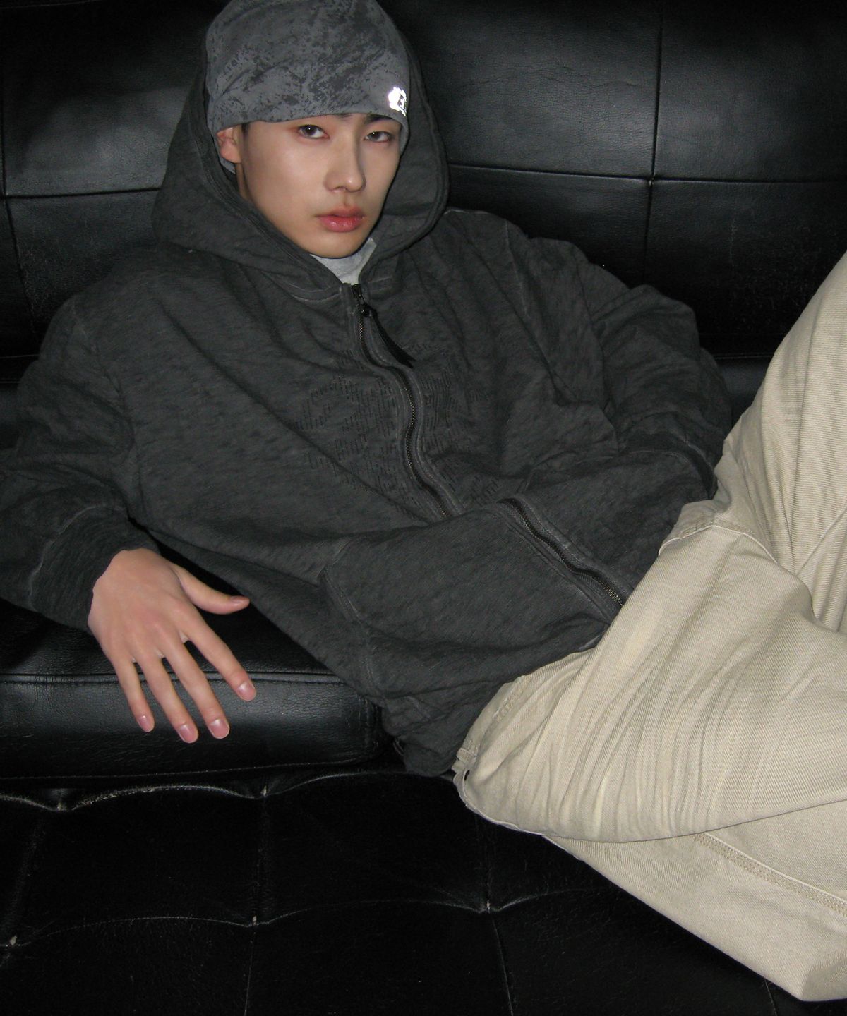 엔드릭스(EDLIX) Surface Slub Dyed Exposed-Zip Up Hoodie (Black)