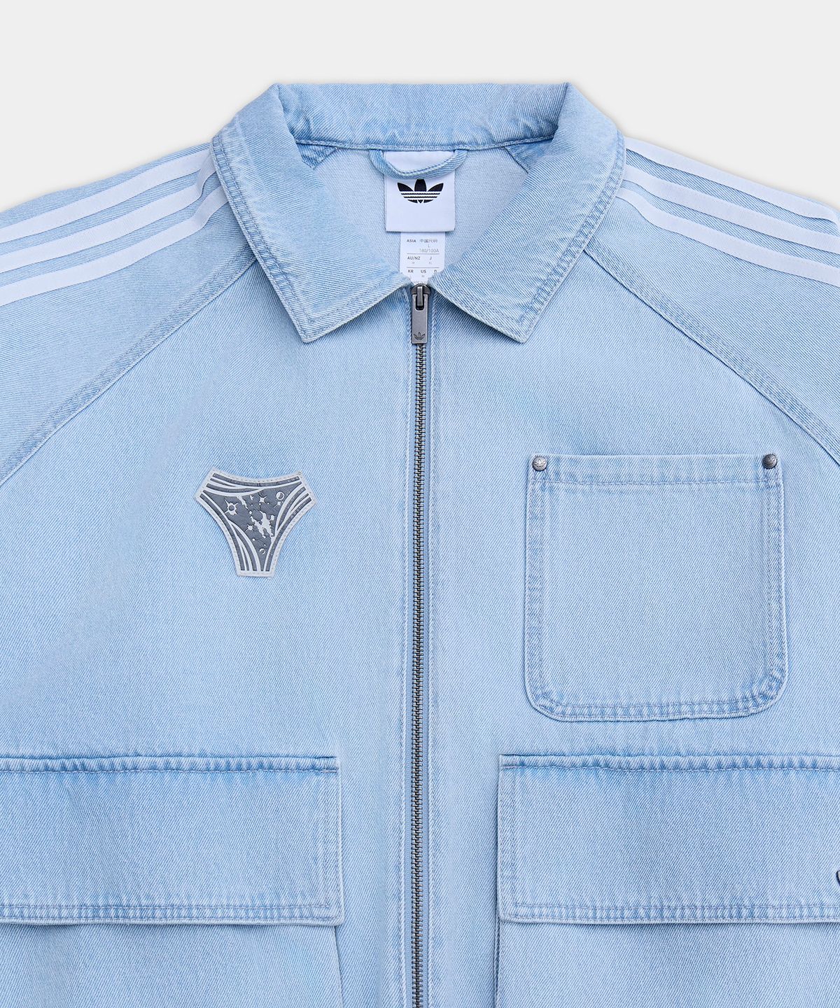 아디다스(ADIDAS) 아딜레늄 시즌 5 데님 재킷 - 라이트블루 / KX4824