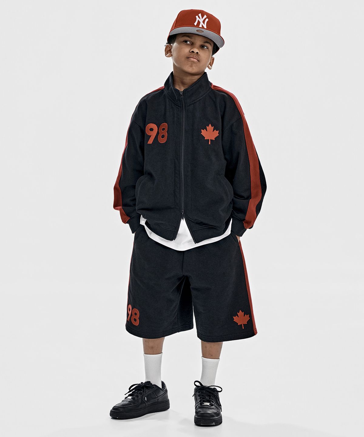 테이크이지 키즈(TAKEASY KIDS) 메이플 라인 스웻 쇼츠 (블랙)