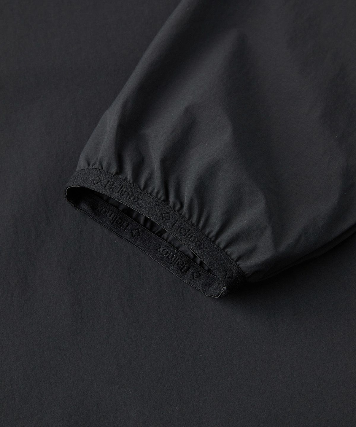 헬리녹스 웨어(HELINOX WEAR) 모듈러 티셔츠_Black