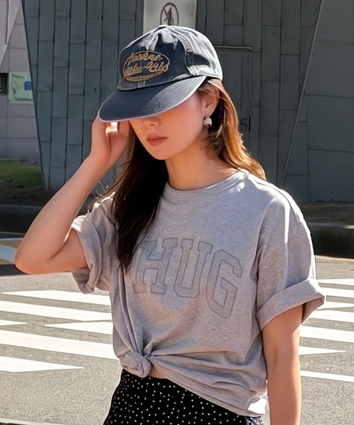 유니버스 가먼트(UNIVERSE GARMENT) 유니버스 싸인 롱 빌 워싱 캡_CHARCOAL GREY