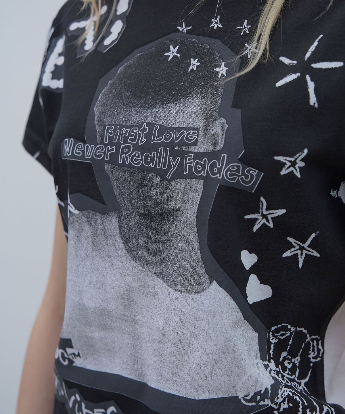 엘씨디씨티엠(LCDC™) PRINTED T-SHIRT (BLACK)