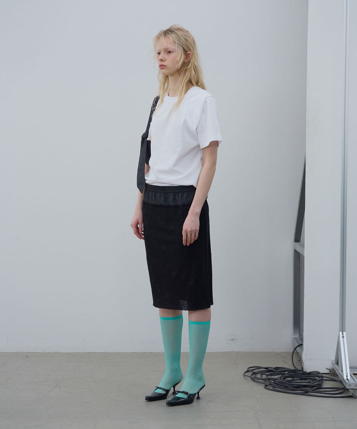엘씨디씨티엠(LCDC™) ASYMMETRIC SLEEVE TOP (WHITE)