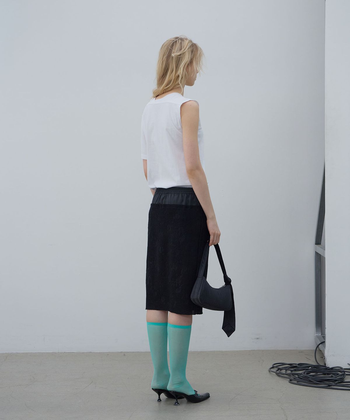 엘씨디씨티엠(LCDC™) ASYMMETRIC SLEEVE TOP (WHITE)