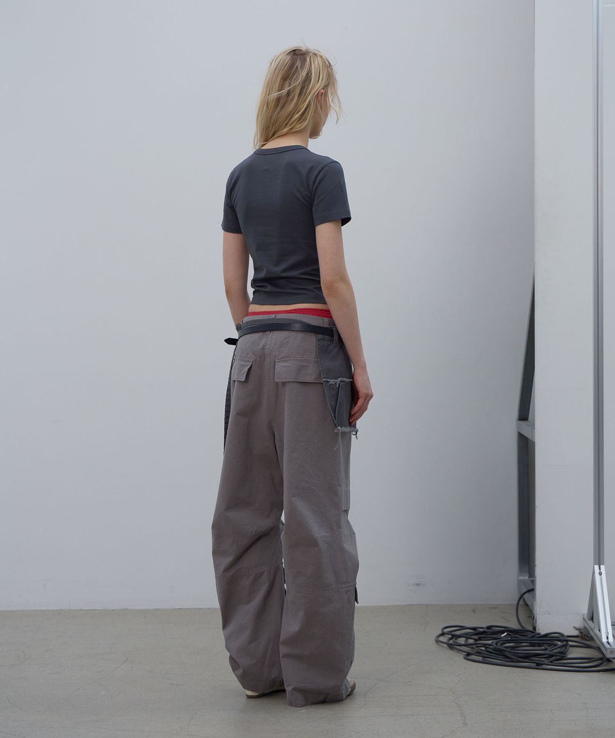 엘씨디씨티엠(LCDC™) DOUBLE LAYER V-NECK TOP (DARK GREY)