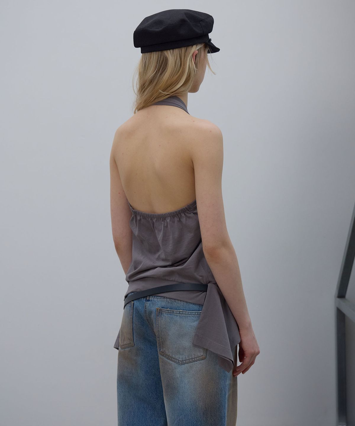 엘씨디씨티엠(LCDC™) SUMMER HALTER TOP (DARK GREY)