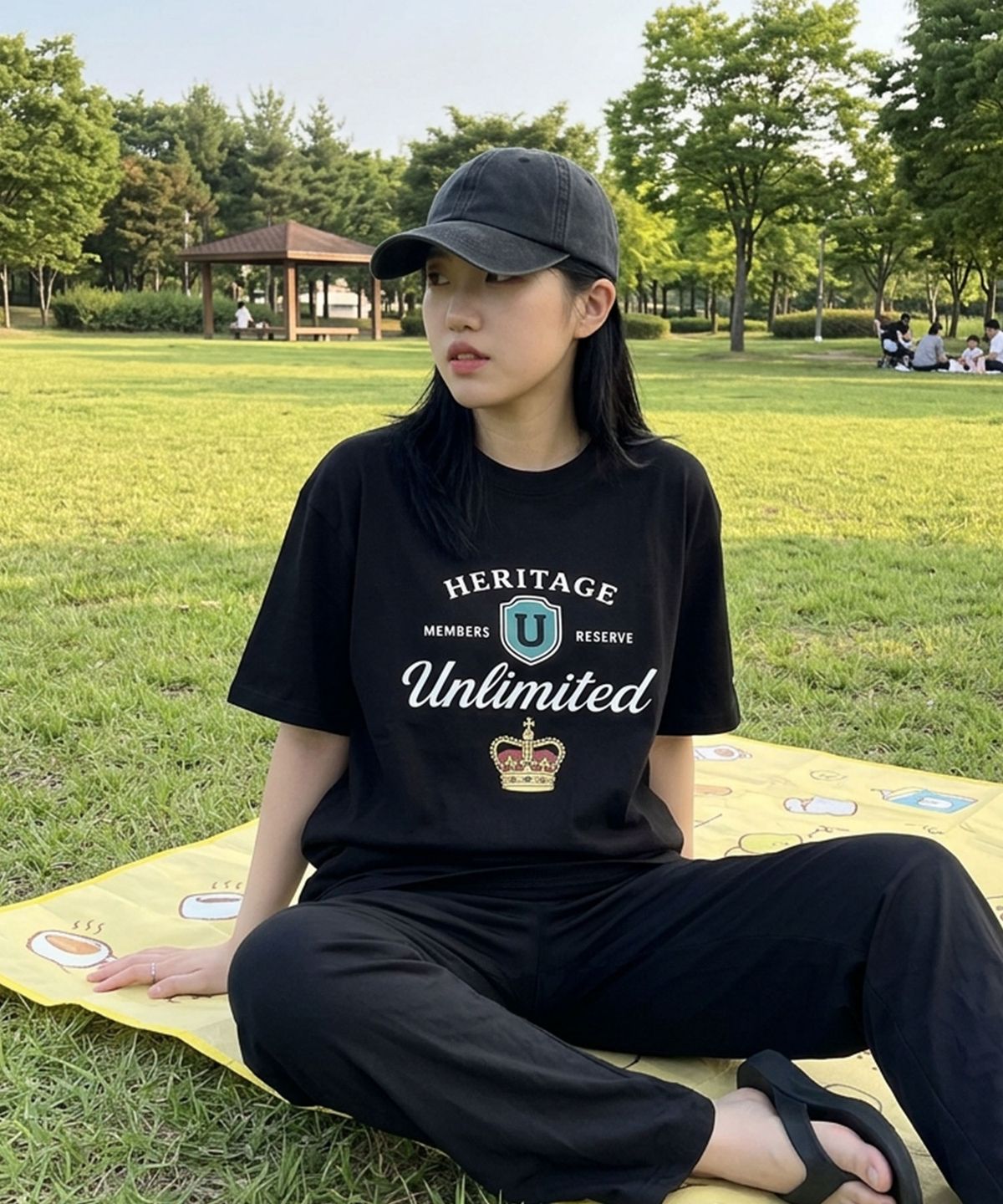 언리미트(UNLIMIT) CROWN TEE (U26BTTS606)