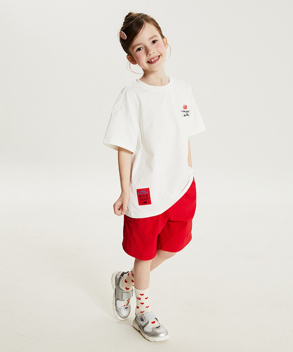 뉴발란스 키즈(NEWBALANCEKIDS) Run Festival_아동 쿨터치 반팔티 + 우븐 스트레치 팬츠 셋업 NK9YG2504U20