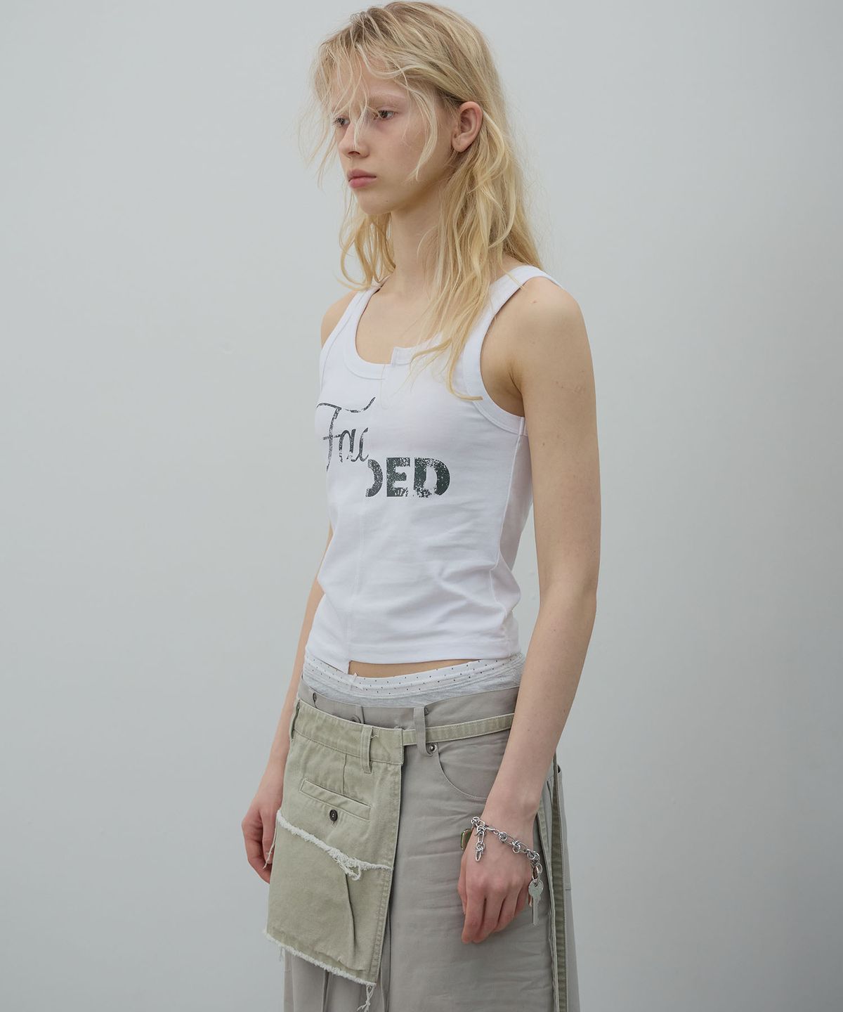 엘씨디씨티엠(LCDC™) SPLIT GRAPHIC TANK TOP (WHITE)