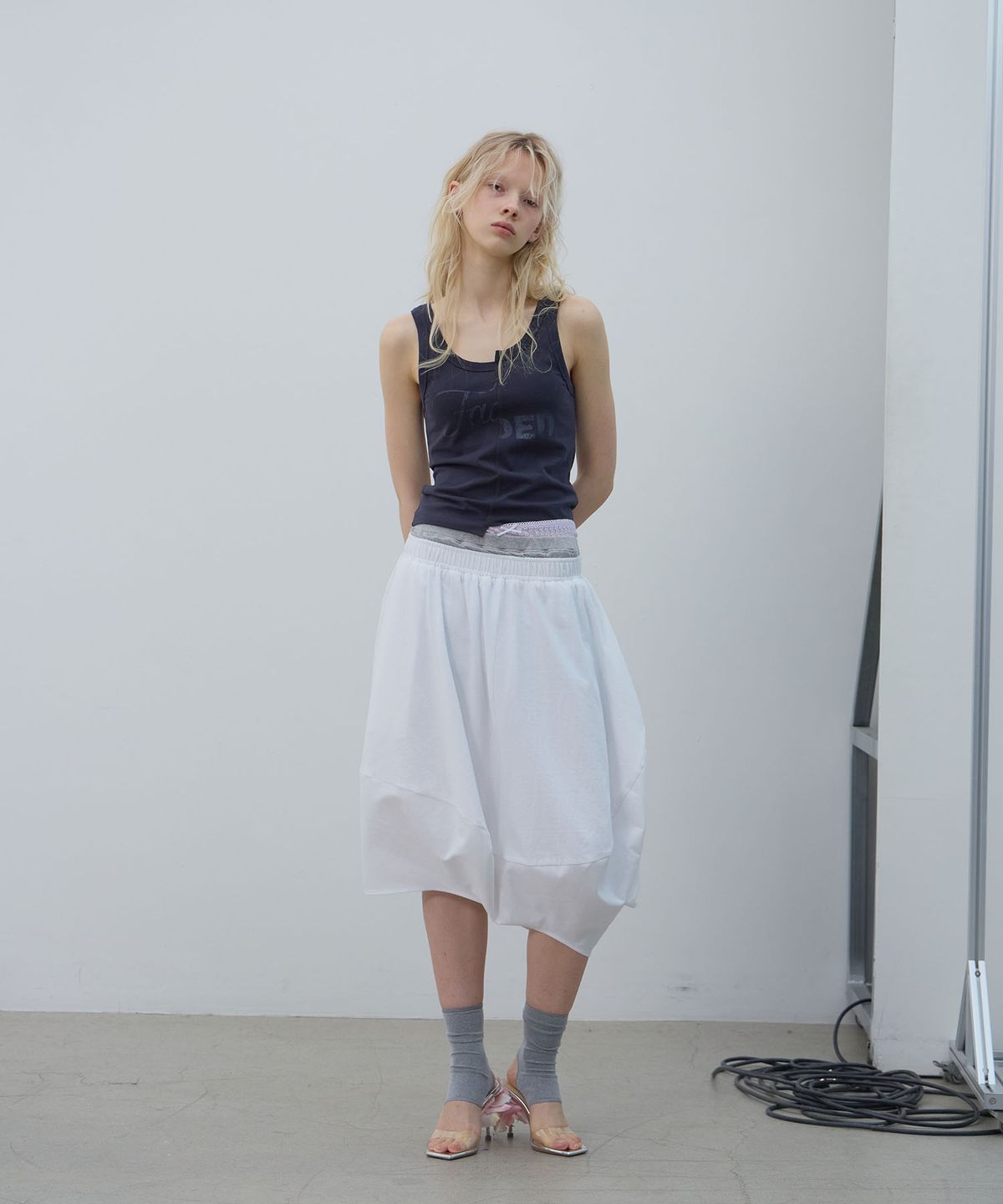 엘씨디씨티엠(LCDC™) SPLIT GRAPHIC TANK TOP (DARK GREY)