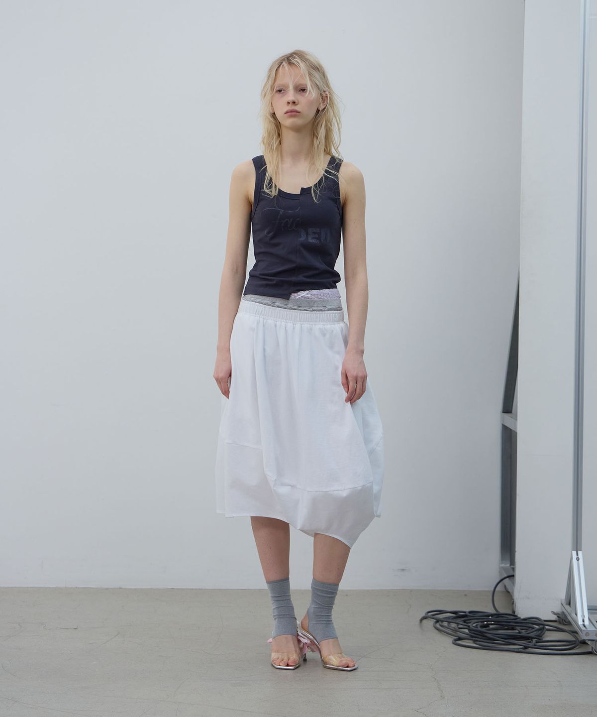 엘씨디씨티엠(LCDC™) SPLIT GRAPHIC TANK TOP (DARK GREY)