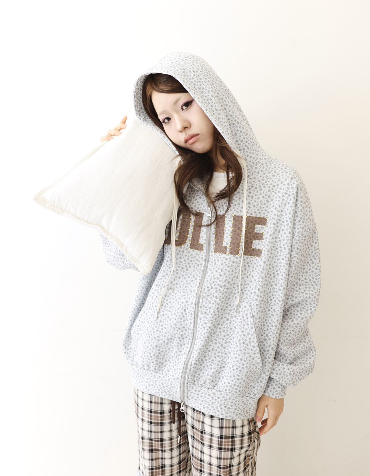 혼쿄(HONKYO) Dollie Cubic Hoodie