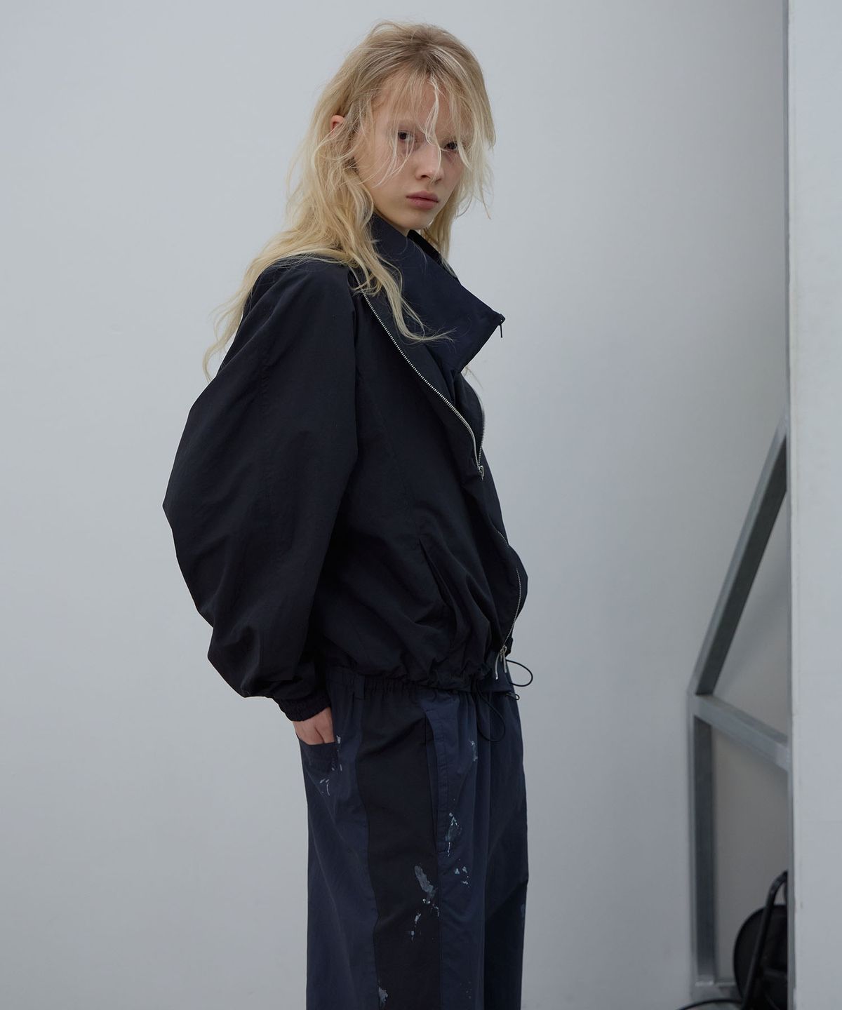 엘씨디씨티엠(LCDC™) OVERLAY ZIP-UP JACKET (BLACK)