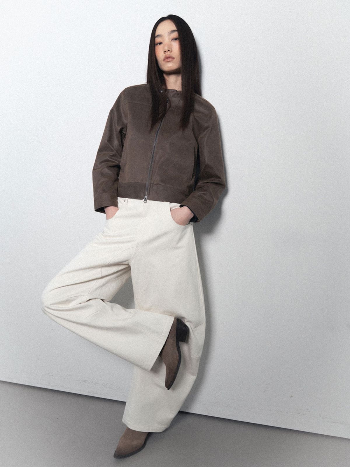 비수스(VISUS) Crack Leather Biker Jacket_Beige