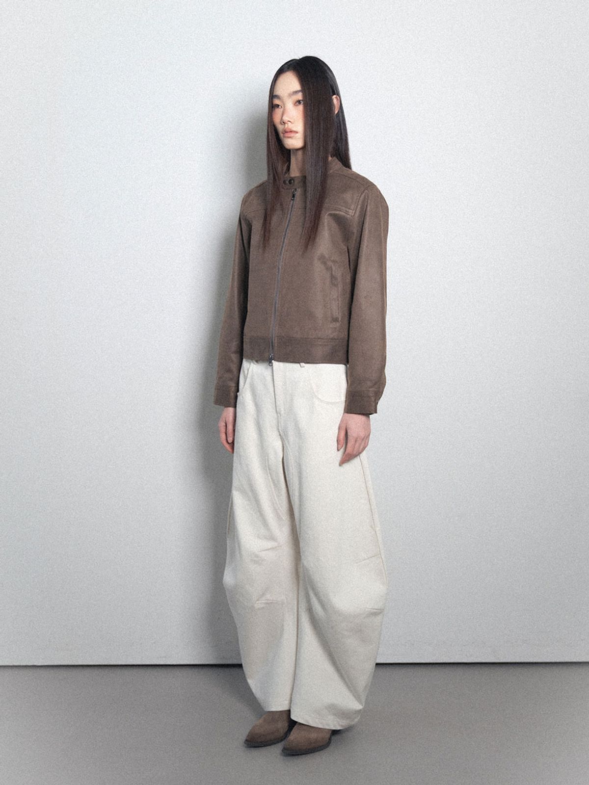 비수스(VISUS) Crack Leather Biker Jacket_Beige
