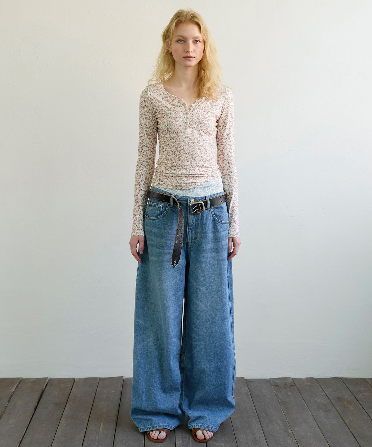 아옵트(AOPT) LACE WAIST BAND - SKY