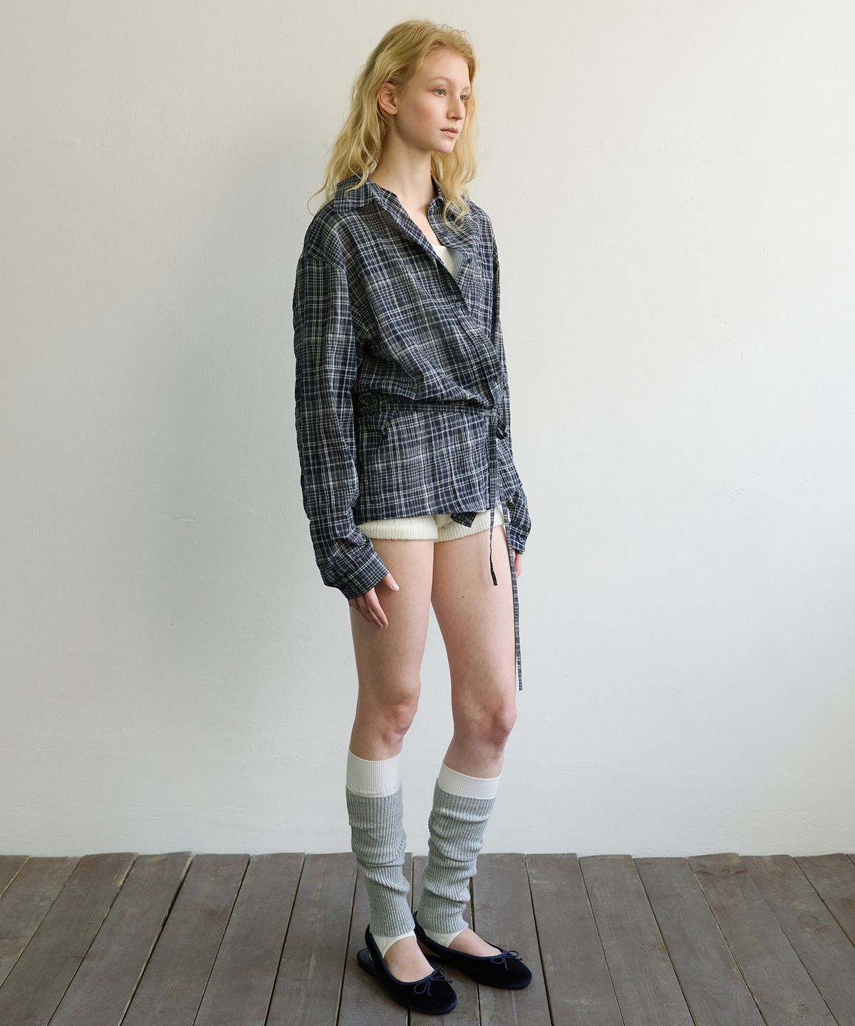아옵트(AOPT) TWO-WAY TIE WAIST SHIRT - NAVY CHECK