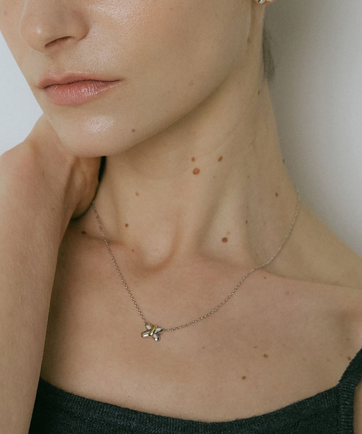 벤앤쿠(VENANDQU) [925 Silver] 1901. Volume xo necklace (18K)