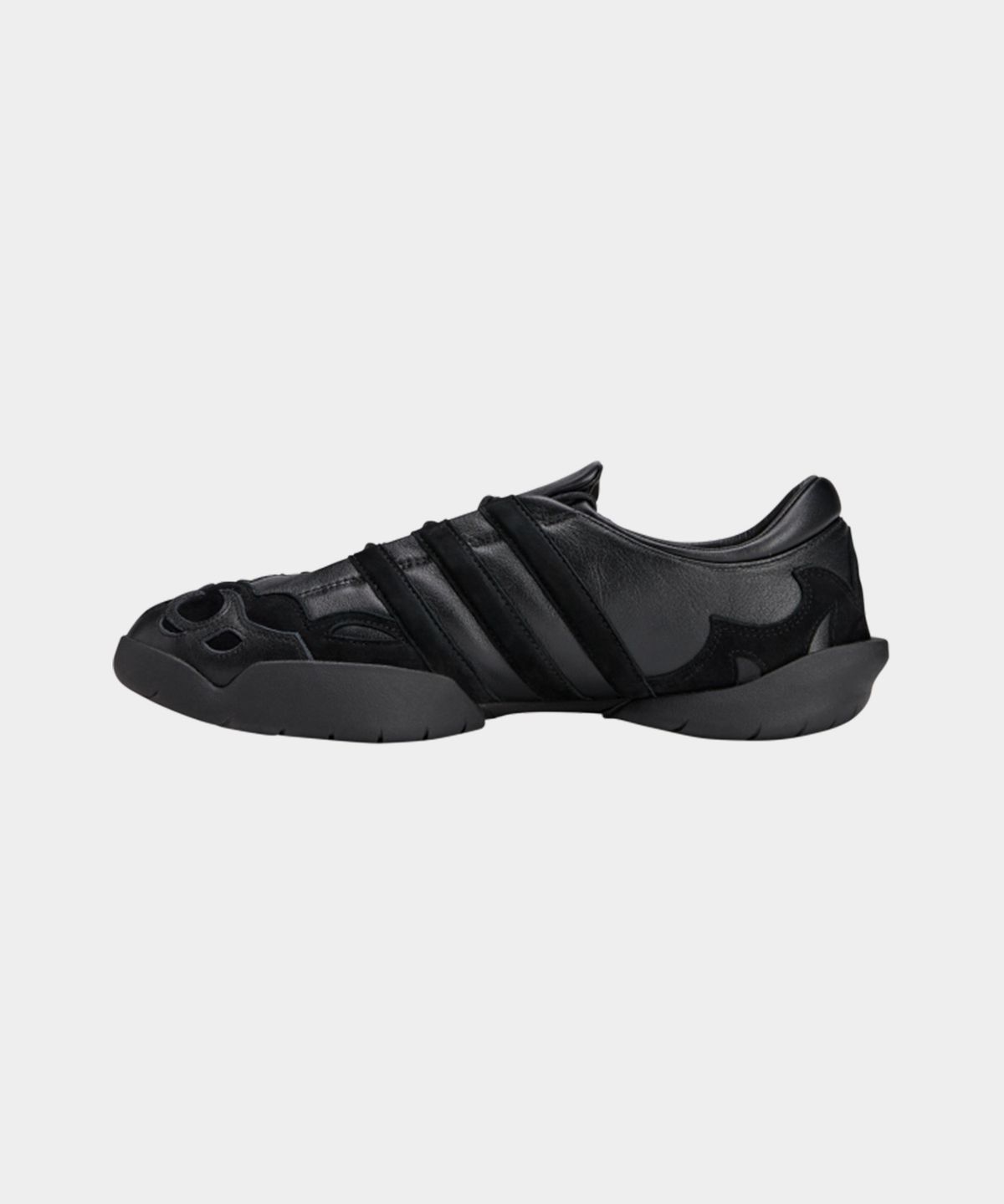 와이쓰리(Y-3) (U) 레구 2002 블랙 Y-3 REGU 2002 BLACK