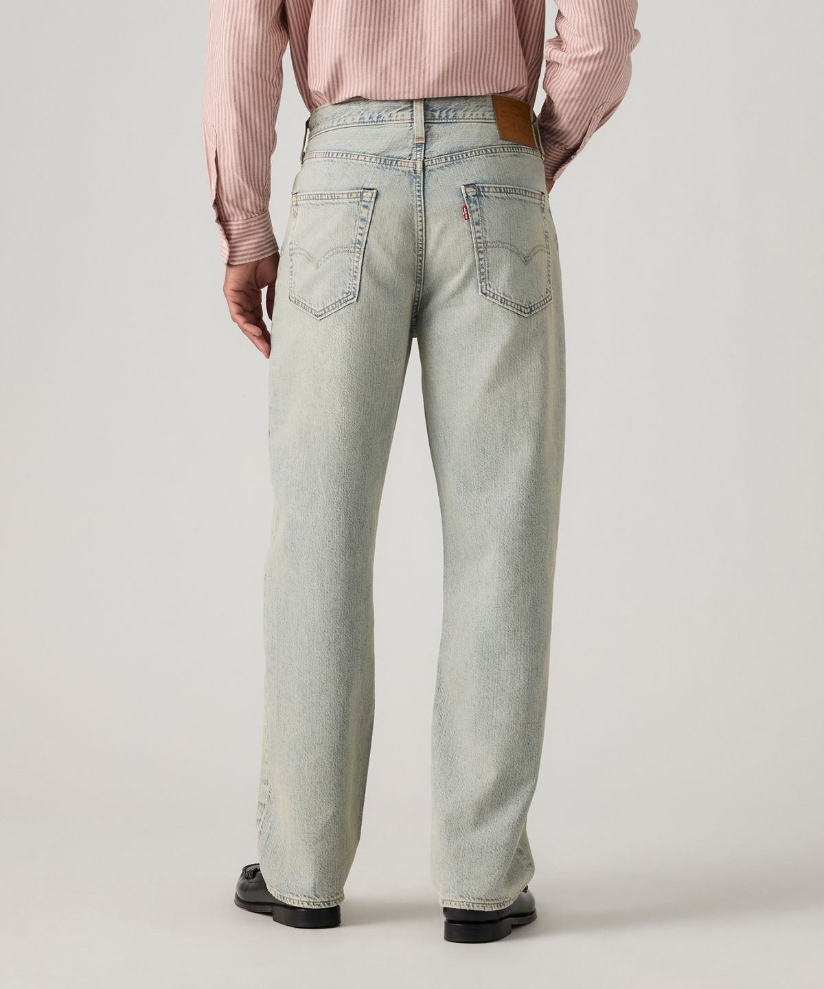 리바이스(LEVI'S) 568™ 루즈 스트레이트 라이트웨이트 진 29037-0142
